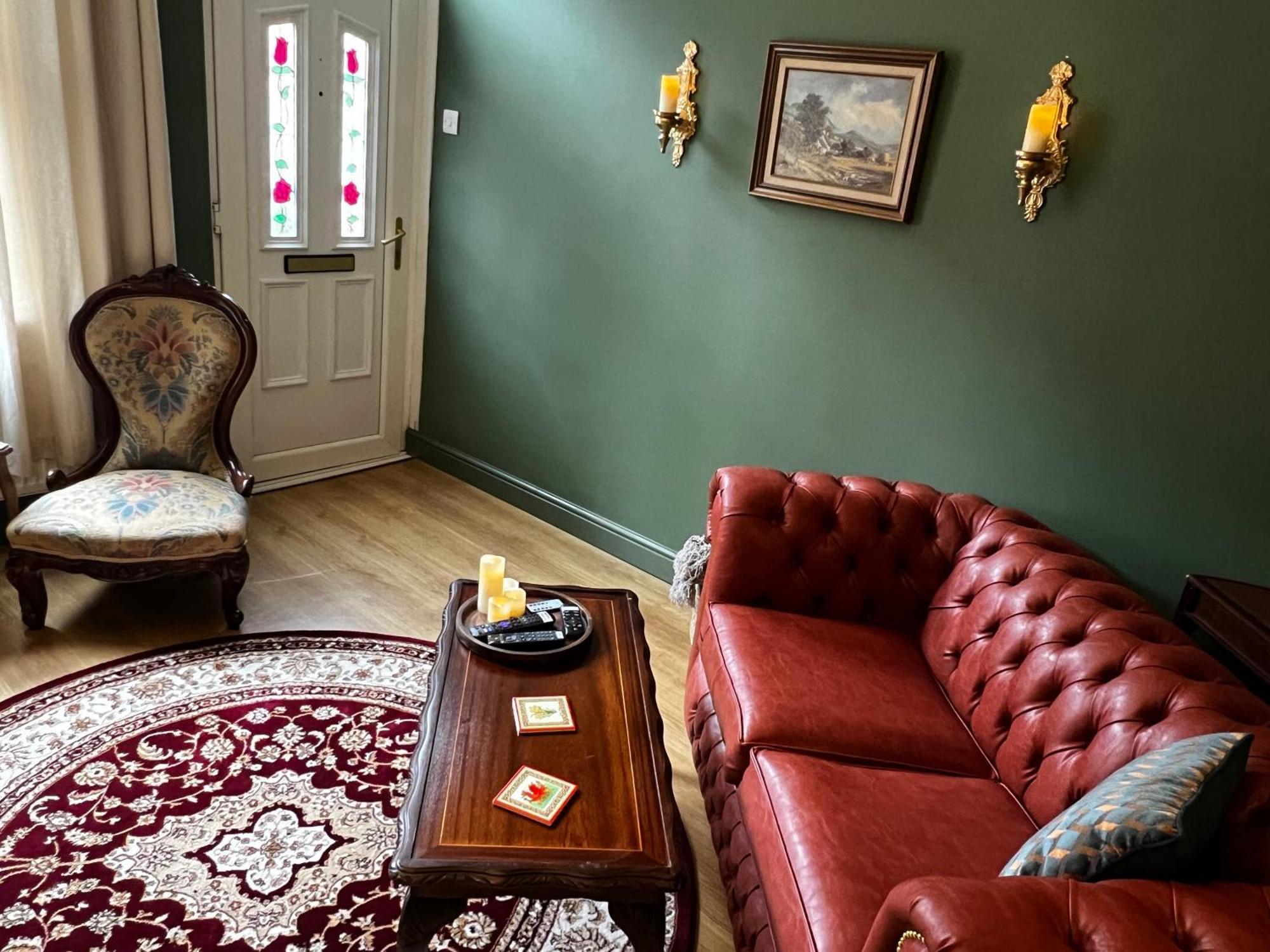 Robin'S Hollow: 2Bd Home Near Wrexham Afc 外观 照片