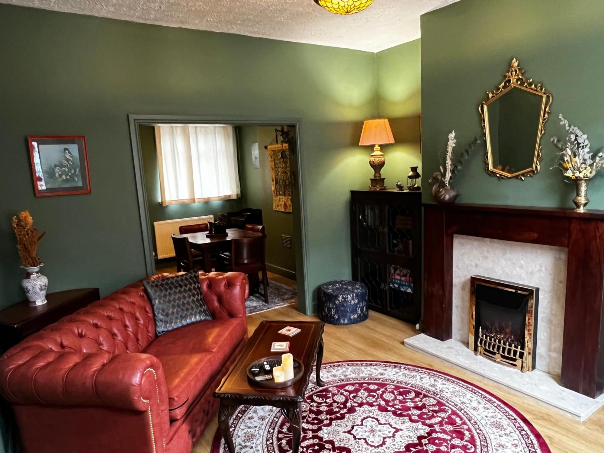 Robin'S Hollow: 2Bd Home Near Wrexham Afc 外观 照片